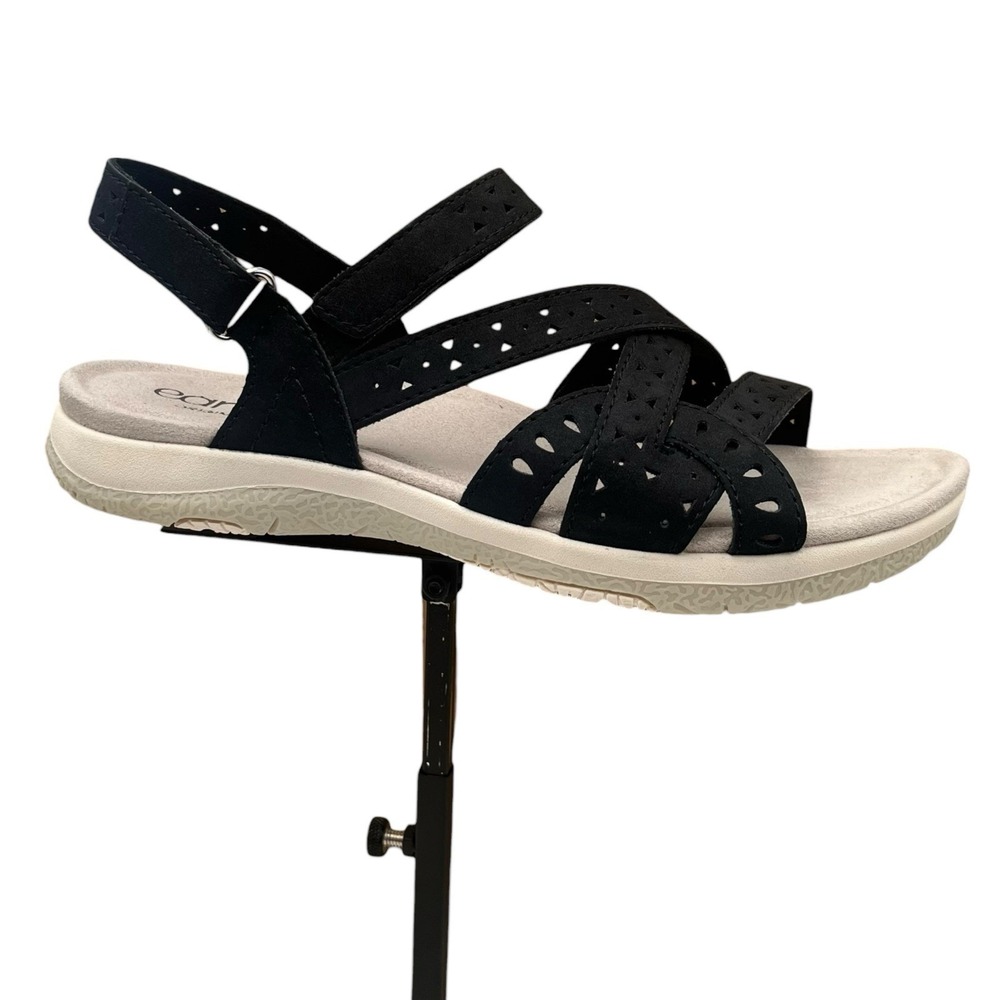 Earth Womens Seravi Strappy Casual Sandal 8.5 Wide Black Adjustable Comfort